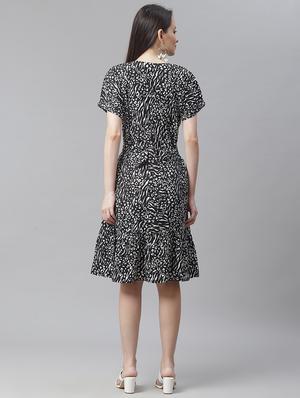 notch neck animal a-line dress - 18024284 - Standard Image - 3