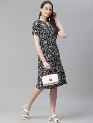 notch neck animal a-line dress - 18024284 - Standard Image - 4
