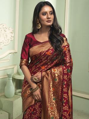 jacquard work banarasi saree with blouse - 18025990 - Standard Image - 2