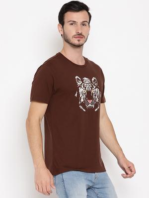 brown chest print t-shirt - 18026459 - Standard Image - 2