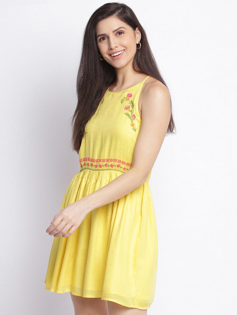 embroidered detail fit & flare dress - 18029285 - Zoom Image - 2