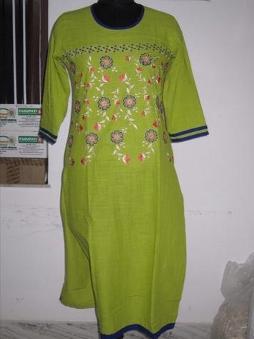 green colour cotton kurti - 18030438 - Zoom Image - 2