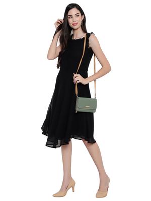 green leatherette (pu) regular sling bag - 18031444 - Standard Image - 6