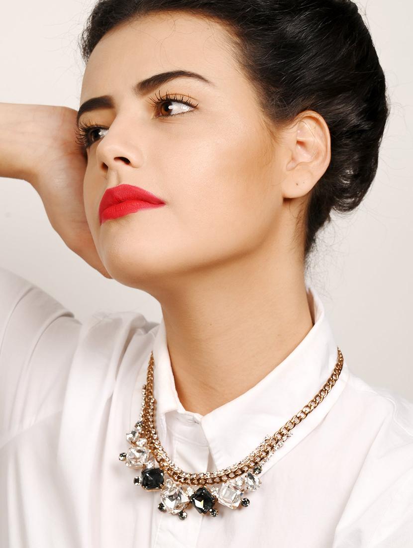 gold chain stones necklace with diamond shaped stones. - 18034312 - Zoom Image - 4