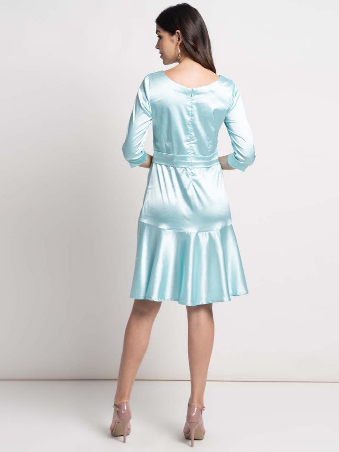 <p><look wow="" in="" this="" blue="" satin="" - 18039137 - Zoom Image - 3