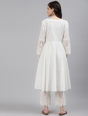 white cotton kurta palazzo set - 18044081 - Standard Image - 3