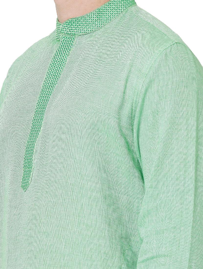 green silk men's ethnic kurta - 18046469 - Zoom Image - 4