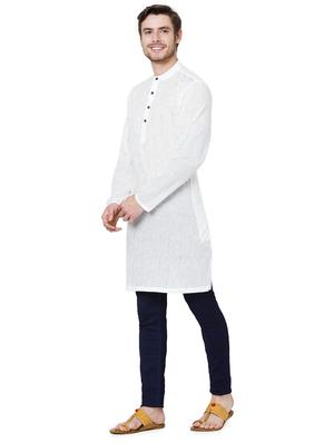 white color medium men's kurta - 18046474 - Standard Image - 2