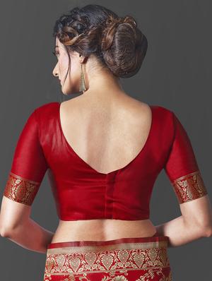jacquard work banarasi saree with blouse - 18052198 - Standard Image - 4