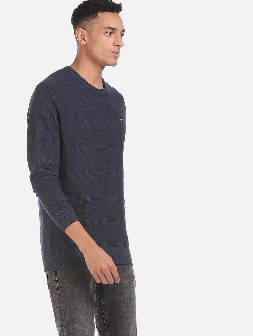 blue color crew neck men's pullover - 18068513 - Zoom Image - 2