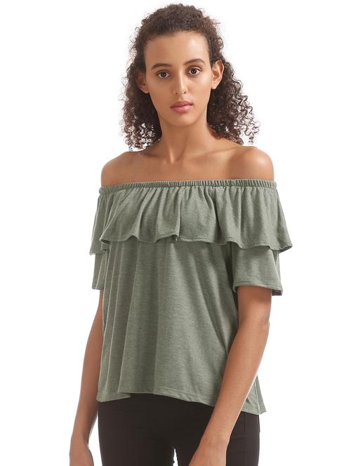 off shoulder solid top - 18069696 - Very Small Image - 1