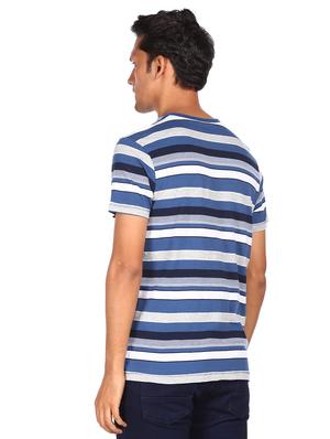 blue striped t-shirt - 18074316 - Standard Image - 3