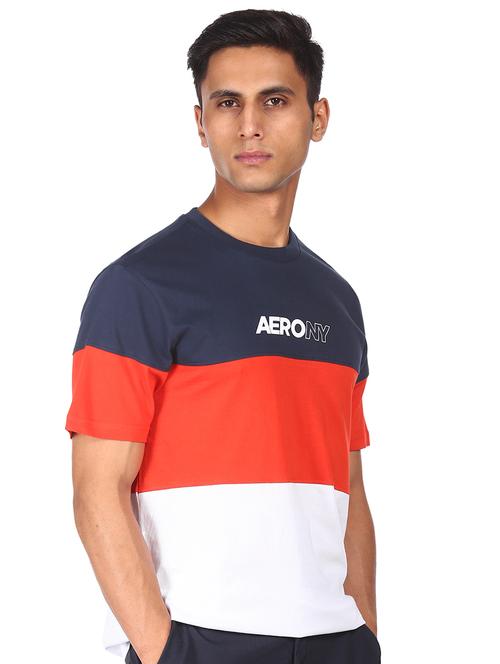 white color-blocked t-shirt - 18074356 - Standard Image - 1