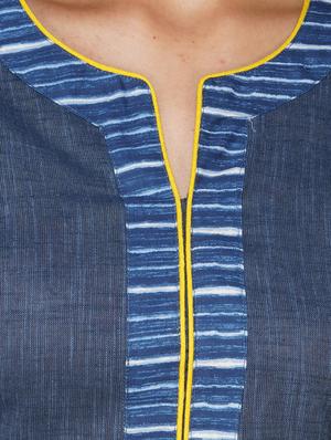 navy solid straight kurta - 18079460 - Standard Image - 4
