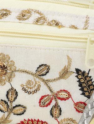white cotton polyester blend regular clutch - 18082815 - Standard Image - 4