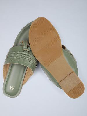 gold one toe sandal - 18083637 - Standard Image - 4