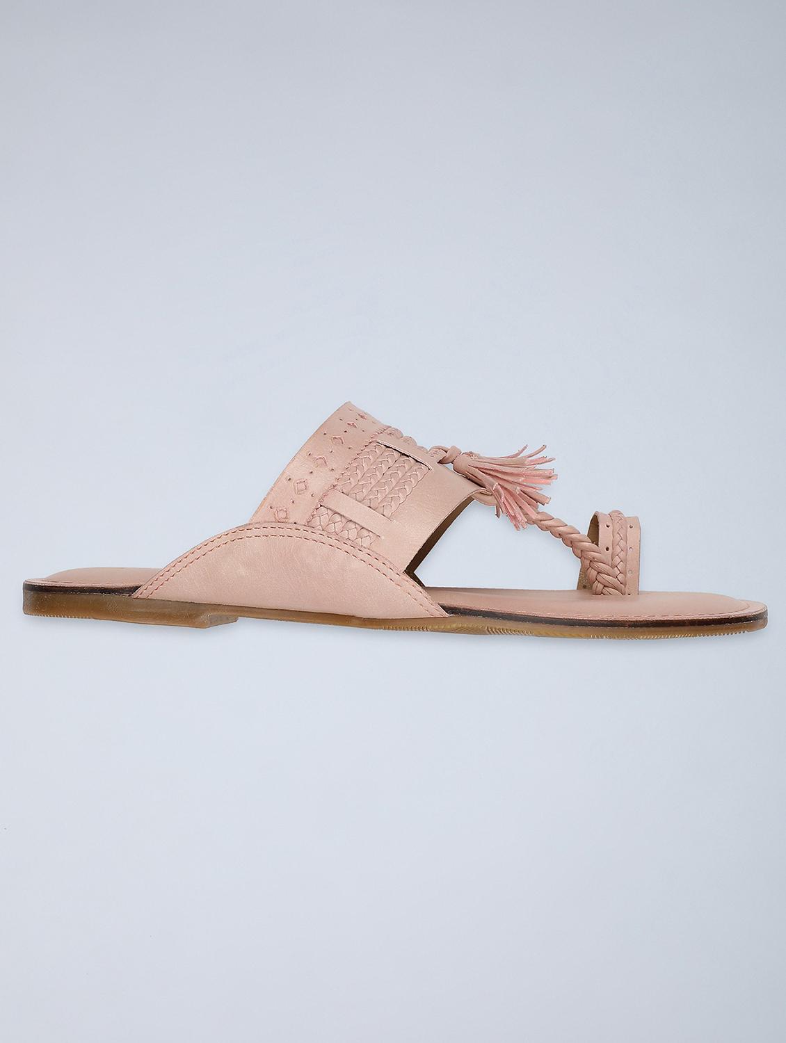 gold one toe sandal - 18083640 - Zoom Image - 2