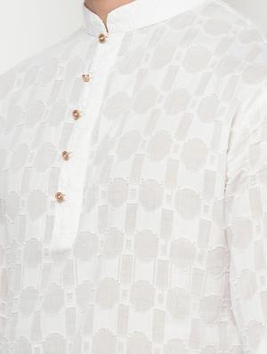 solid long kurta - 18107430 - Standard Image - 4