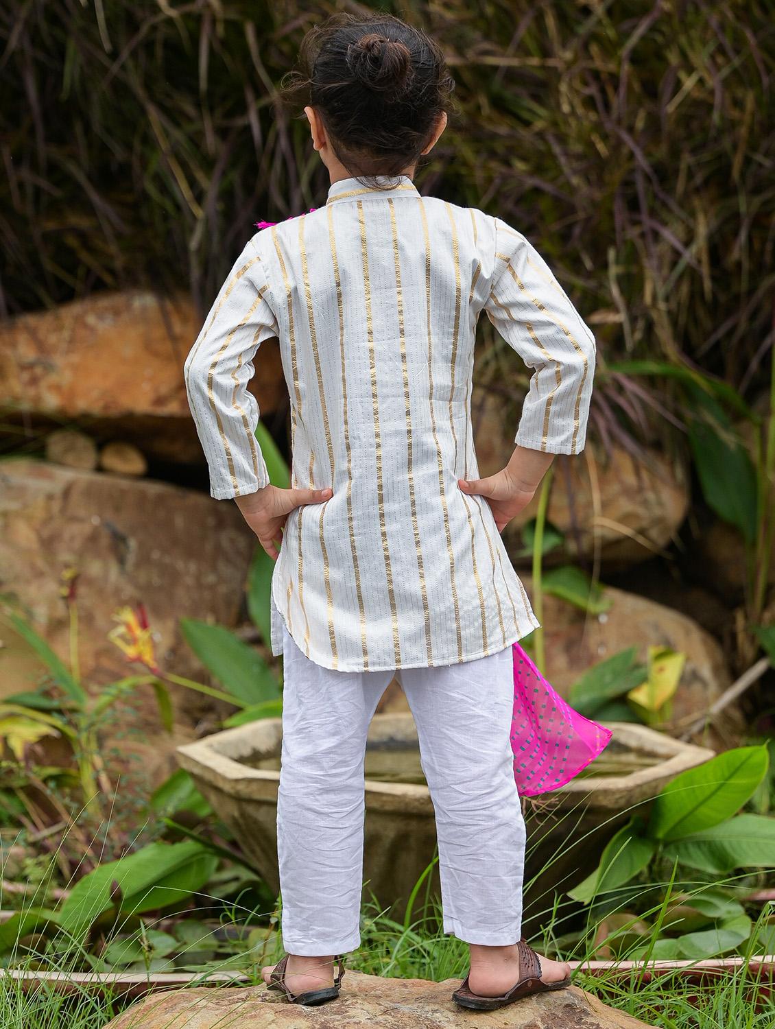 white printed kurta set - 18107469 - Zoom Image - 2