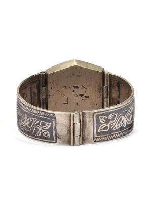 silver cuffs bracelet - 18109595 - Standard Image - 4