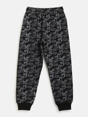 black camouflage track wear - 18117372 - Standard Image - 3
