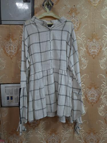 tops white - 18117404 - Standard Image - 1