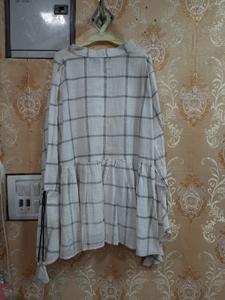 tops white - 18117404 - Standard Image - 2
