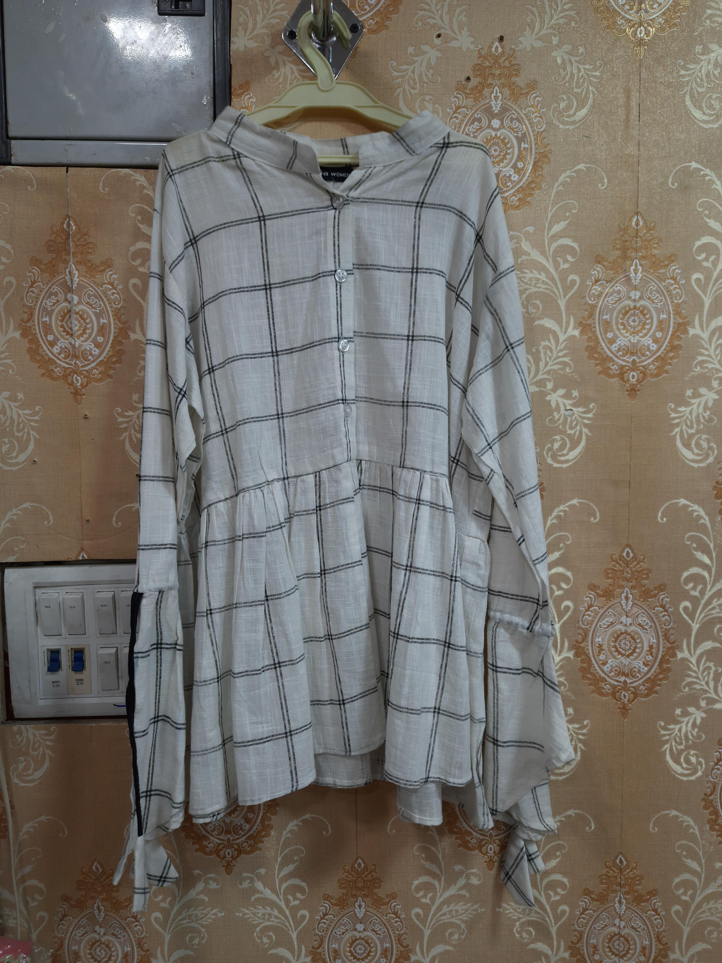 tops white - 18117404 - Zoom Image - 1