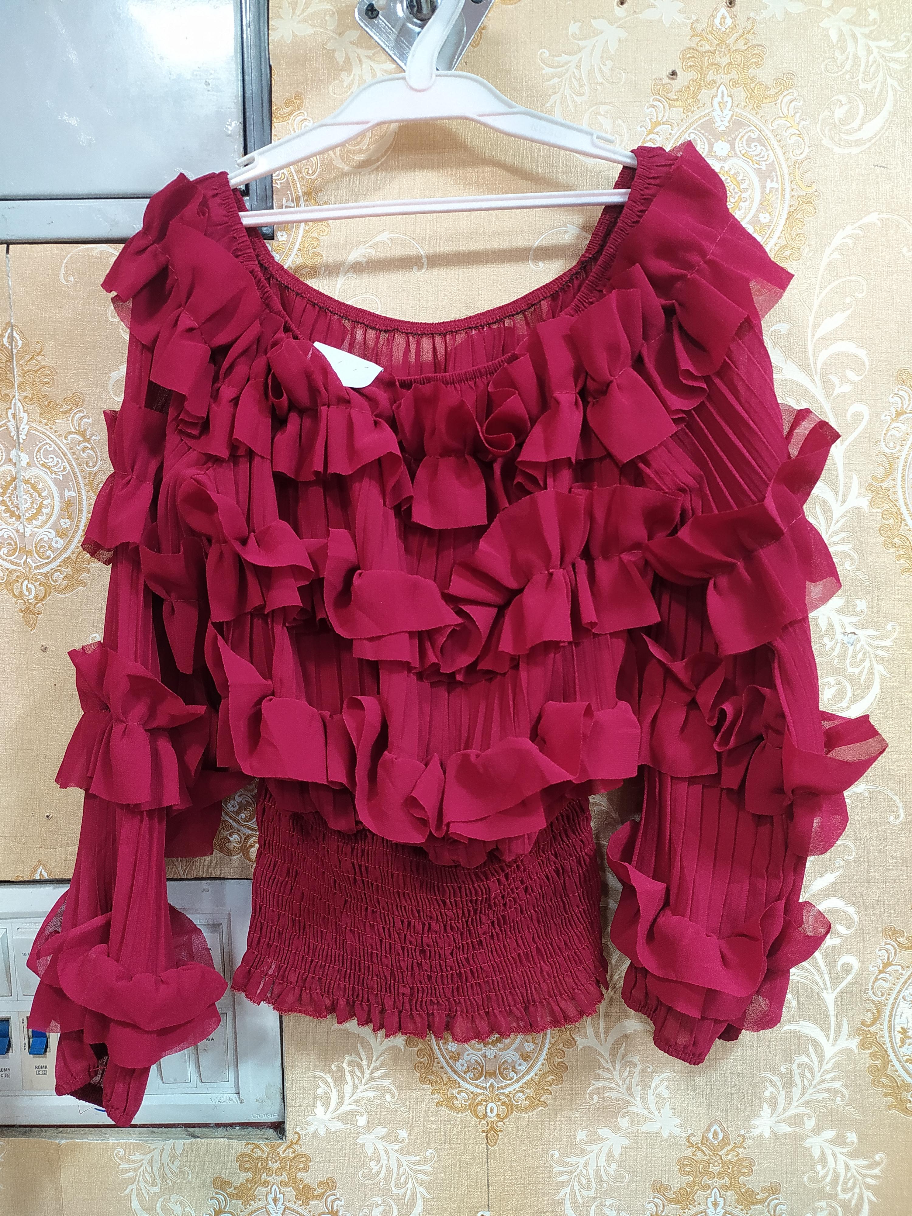 tops red - 18117434 - Zoom Image - 2