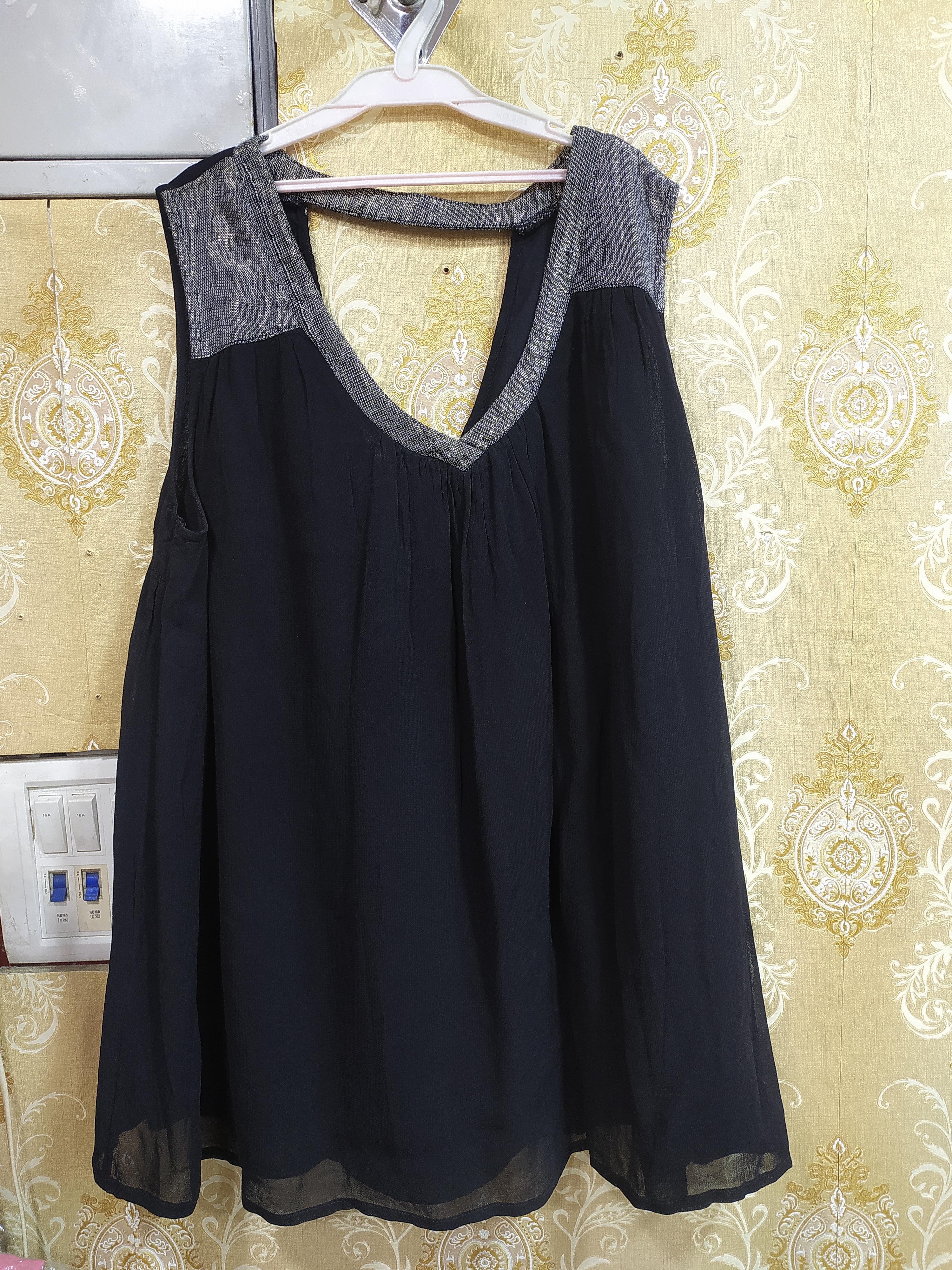 tops black - 18117563 - Zoom Image - 1