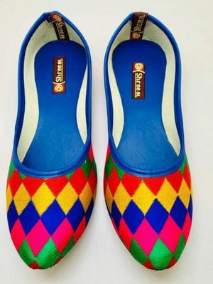 multi colored na jutis & mojaris - 18120405 - Standard Image - 2