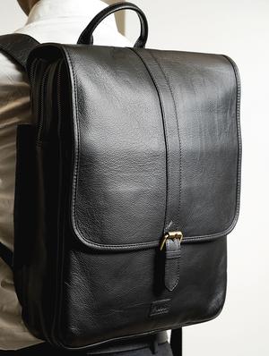 black leather regular backpack - 18184105 - Standard Image - 7