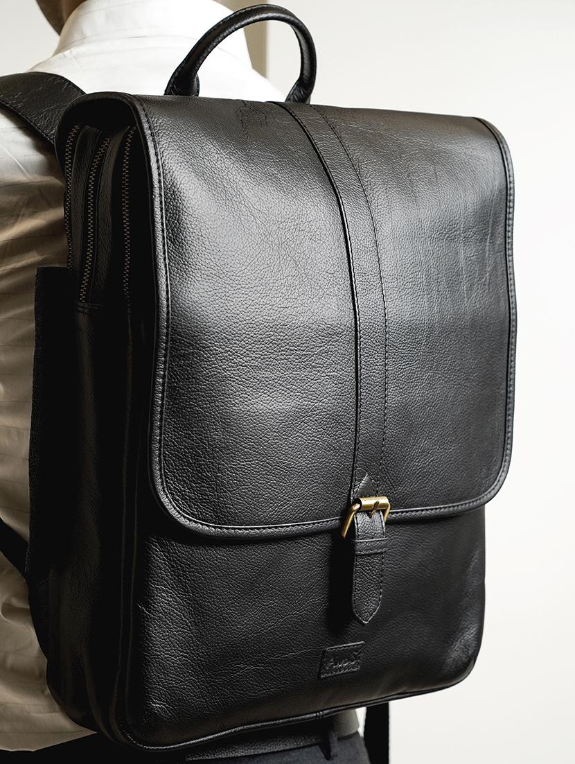 black leather regular backpack - 18184105 - Zoom Image - 7