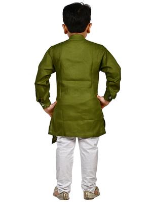 green solid kurta set - 18184578 - Standard Image - 4