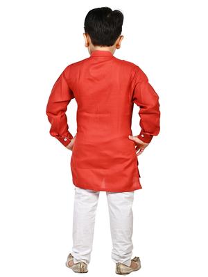 red solid kurta set - 18184579 - Standard Image - 4