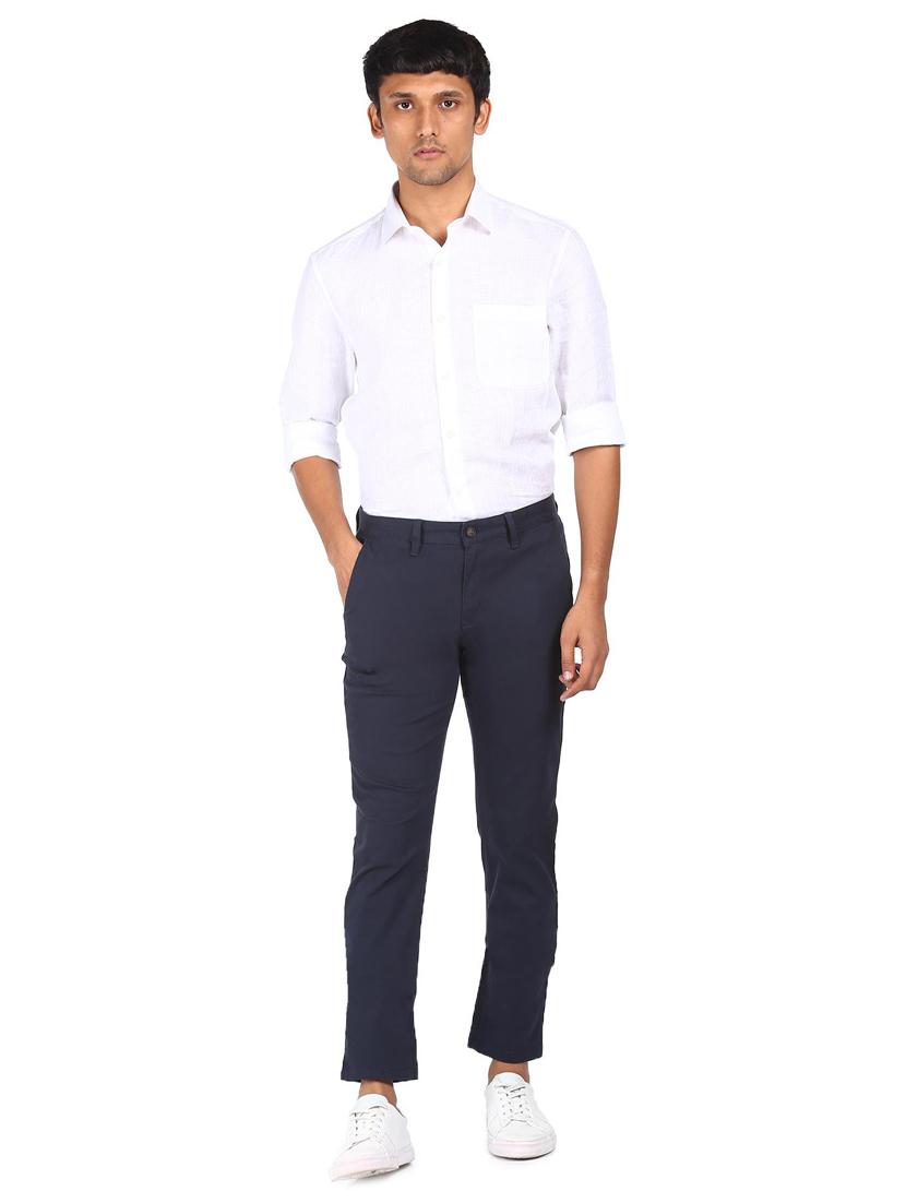 navy blue solid chinos casual trouser - 18186696 - Zoom Image - 4
