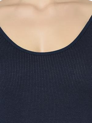 three quarter sleeved solid thermal top - 18188714 - Standard Image - 4