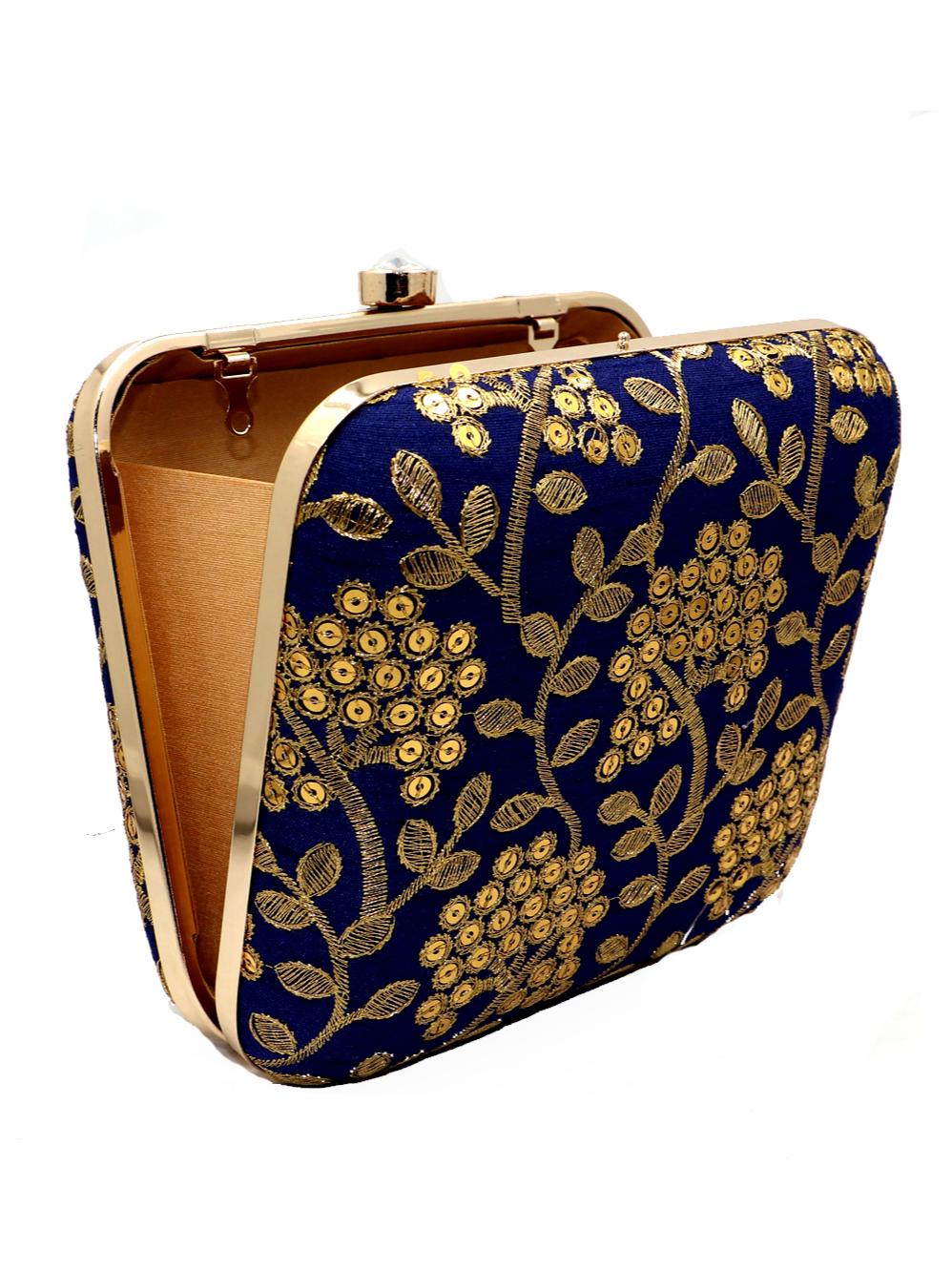 material: fabric, faux silk pattern: embroidered - 18189070 - Zoom Image - 4