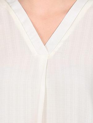 v-neck self design top - 18202486 - Standard Image - 5
