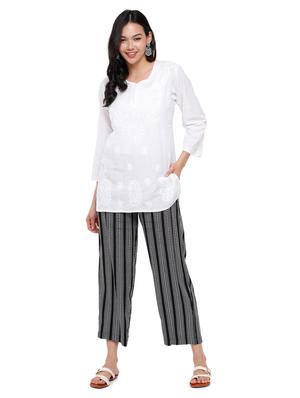 black striped straight palazzo - 18202984 - Standard Image - 4