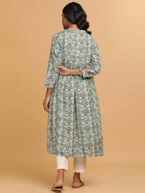 green printed straight dress - 18206682 - Standard Image - 3