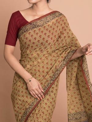 hand block printed saree with blouse - 18207238 - Standard Image - 4