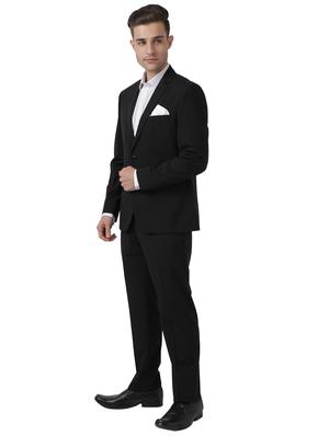 black solid suit - 18208384 - Standard Image - 3
