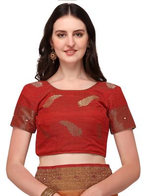 orange silk blend banarasi saree with blouse - 18211633 - Standard Image - 4
