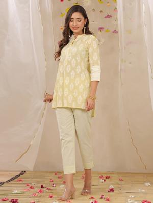 yellow cotton kurta pant set - 18215696 - Standard Image - 3