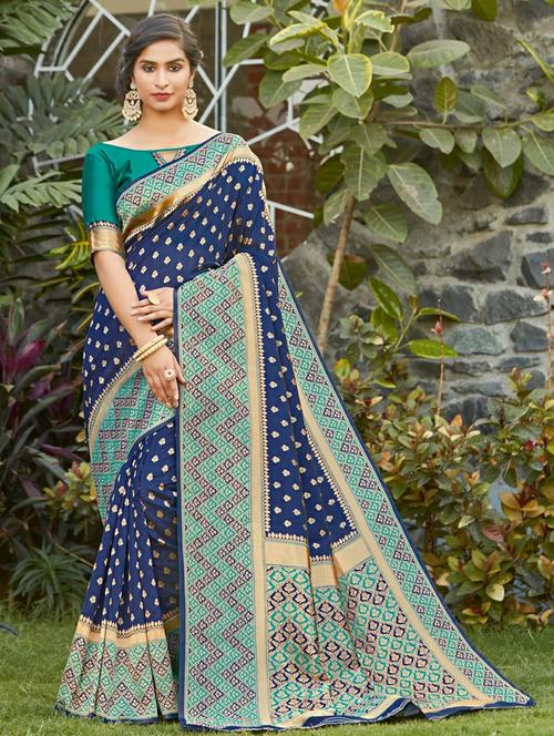 golden zari work woven saree with blouse - 18217437 - Standard Image - 1
