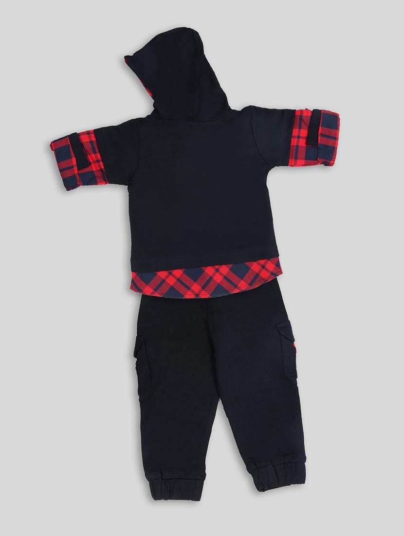 black colored printed full length set - 18217646 - Zoom Image - 2