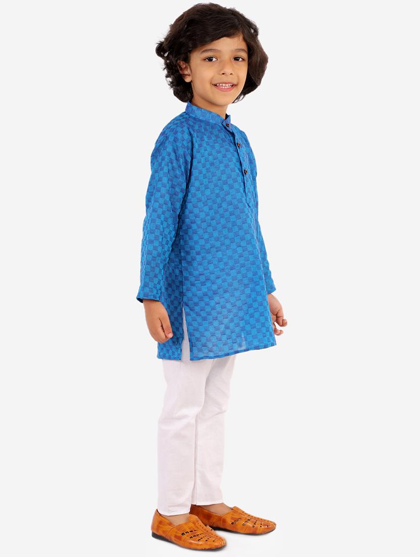 blue checked kurta set - 18221751 - Zoom Image - 2