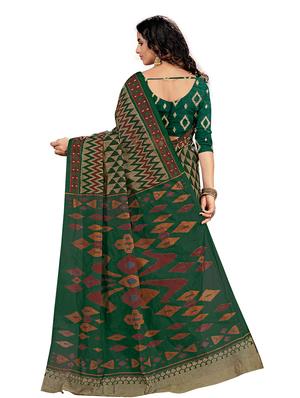 green cotton printed saree with blouse - 18224716 - Standard Image - 4