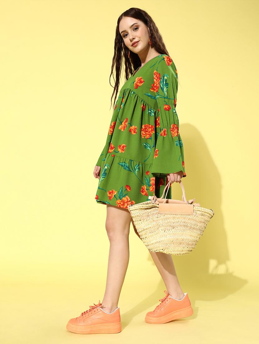 bell sleeved floral fit & flare dress - 18231653 - Zoom Image - 4